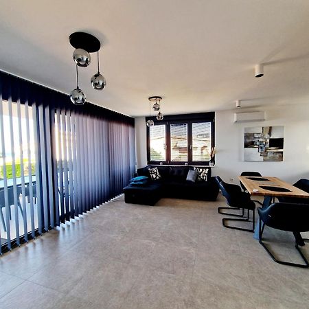 Dinary Apartman 비르 외부 사진