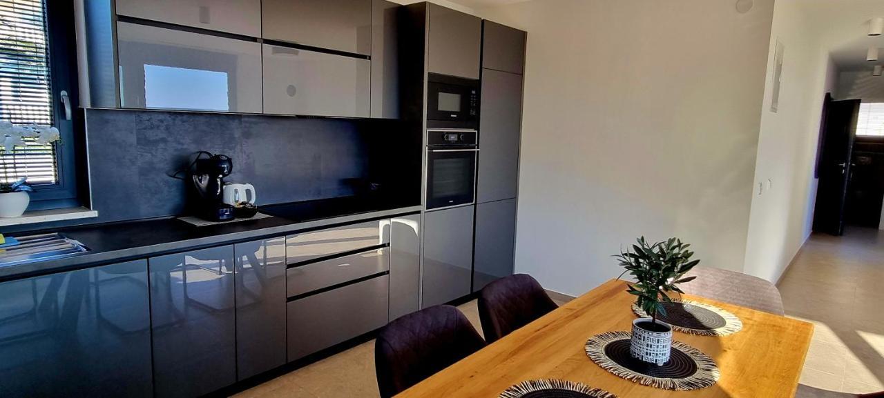 Dinary Apartman 비르 외부 사진
