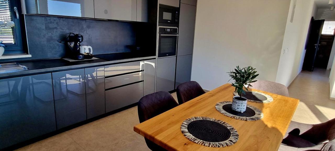 Dinary Apartman 비르 외부 사진